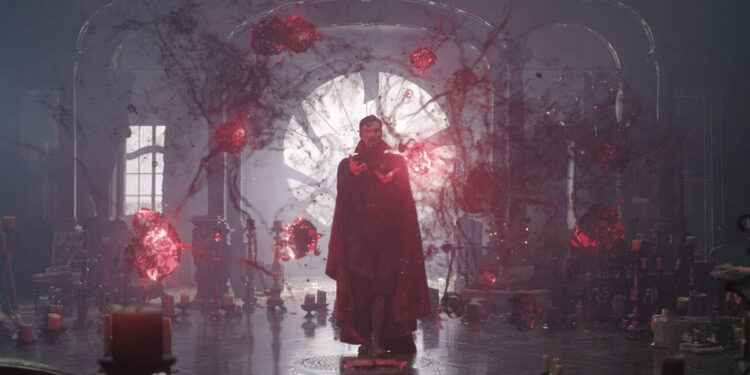 Benedict Cumberbatch nei panni del dottor Stephen Strange in “Doctor Strange nel Multiverso della Follia”. ? ©Marvel Studios 2022