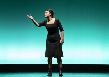 Geppi Cucciari "Perfetta". ? Daniela Zedda