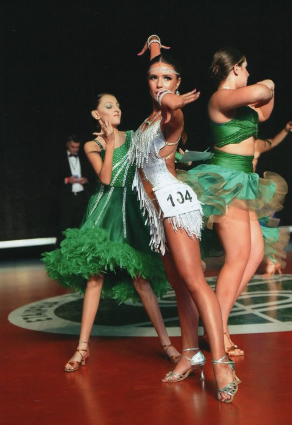 Le atlete della Dance Studio di Ploaghe 