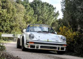 Mannino e Giannone sulla Porsche 911