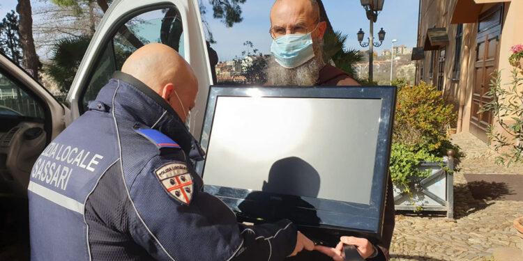 Polizia locale Sassari donazione