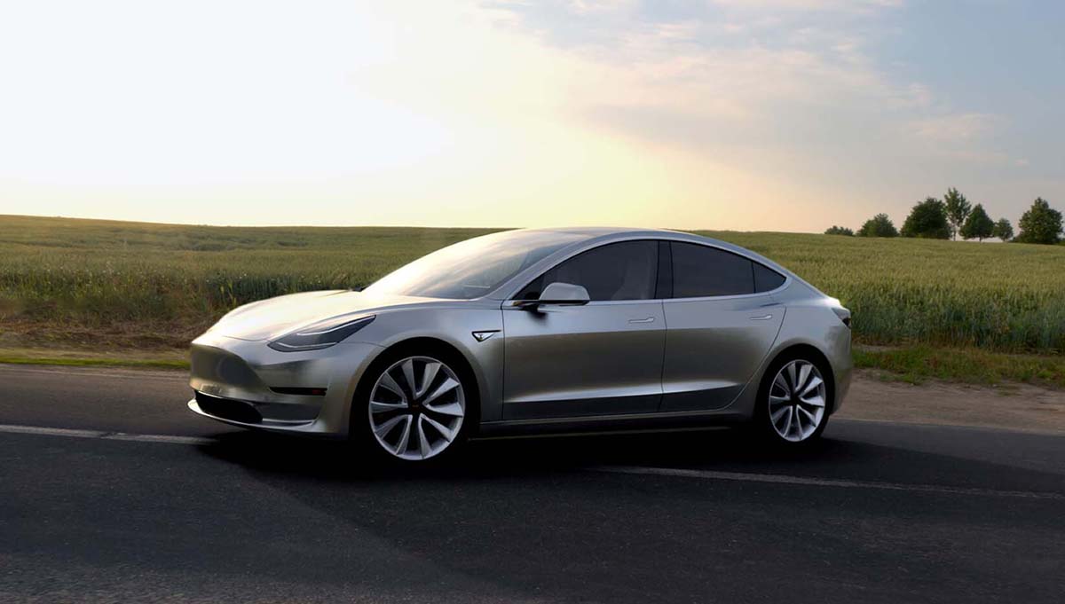 Tesla Model 3. 📷 Automotive Rhythms