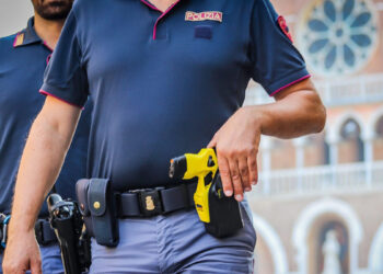 Taser Polizia