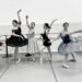 Le studentesse del Liceo Coreutico Azuni di Sassari durante una prova di danza classica