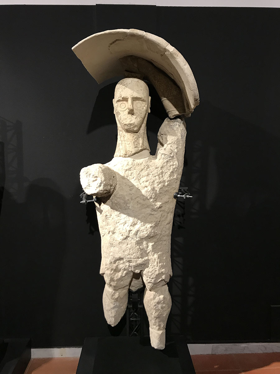 Giganti di Mont’e Prama: Pugilatore. Museo Civico Giovanni Marongiu di Cabras. ? Marco Cau