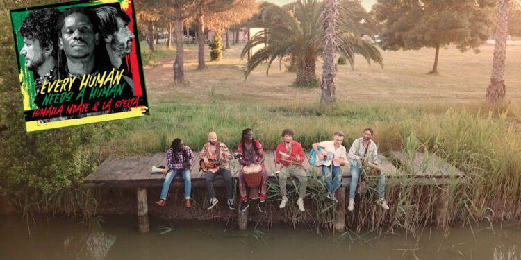 Ismaila Mbaye e La Scelta "Every human needs a human"