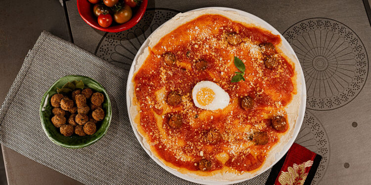 Il Pane Frattau alle polpette della Panefratteria di Cagliari