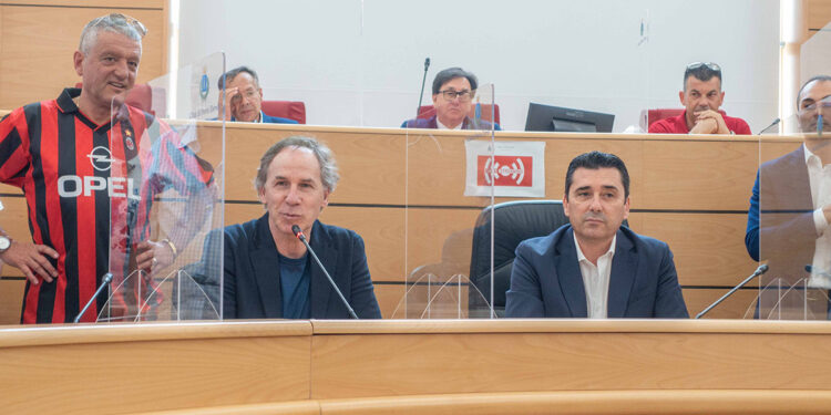 Franco Baresi premia gli sportivi di Porto Torres