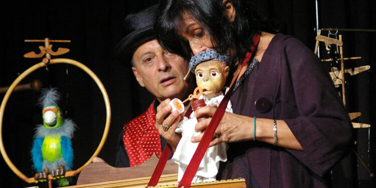 "Manovella Circus" del Teatro del Segno