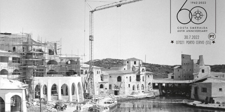 Le origini della Costa Smeralda, i lavori all’hotel Cala di Volpe. ? Nello di Salvo, Coast Magazine