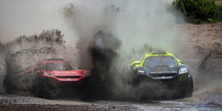 Island X Prix: Cristina Gutierrez (ESP) / Sebastien Loeb (FRA), Team X44 Laia Sanz (ESP) / Carlos Sainz (ESP), Acciona | Sainz XE Team. ? Sam Bloxham