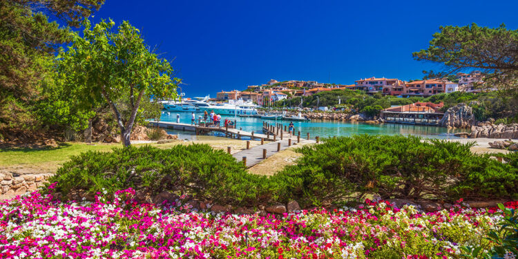 Lungomare Porto Cervo. Foto Depositphotos