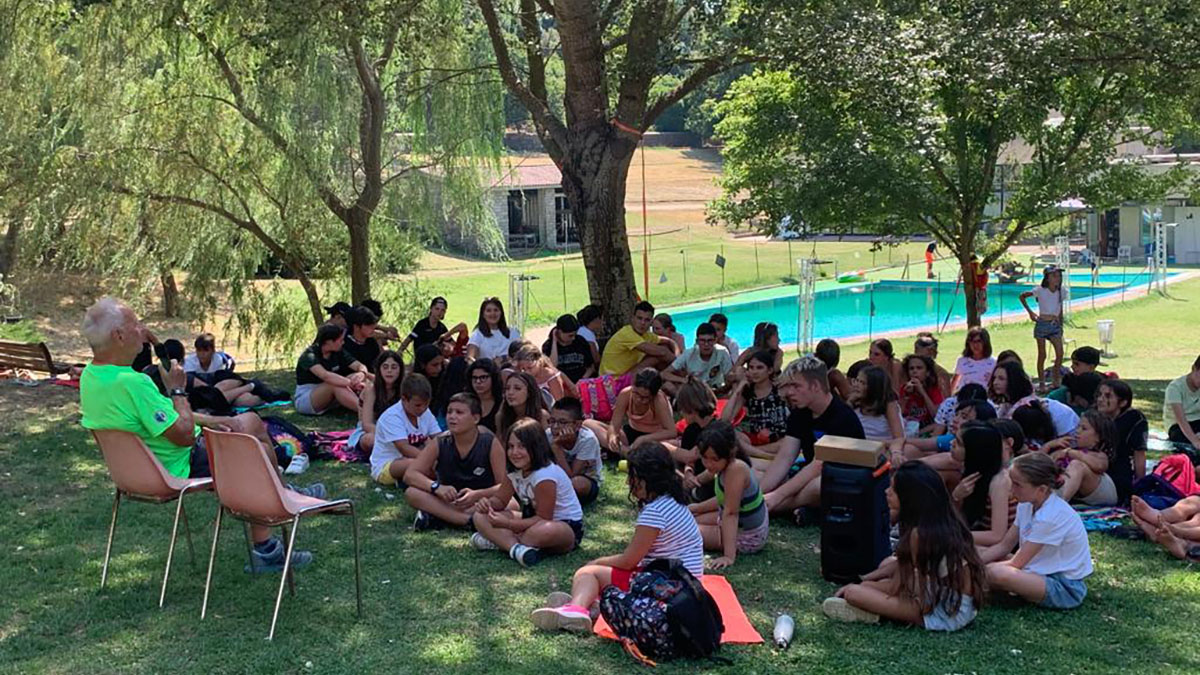 Tempio Pausania, l'incontro di Bellière con i ragazzi