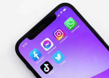 Smartphone. ? Unsplash | Jeremy Bezanger