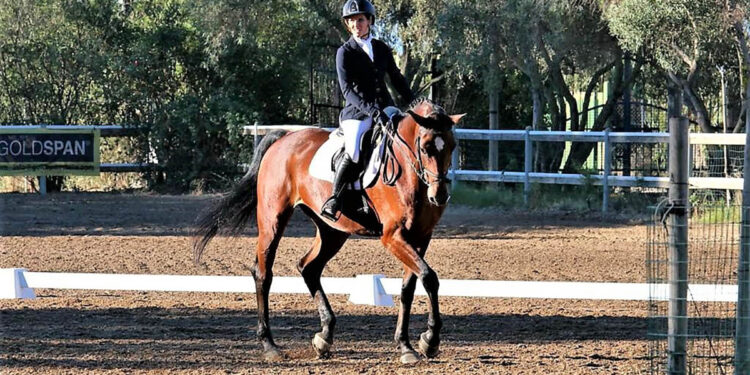 Francesca Giulia Passerini, campionessa sarda di dressage