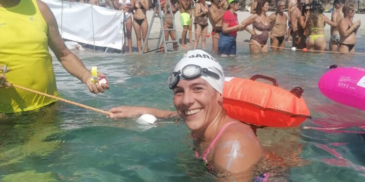 Sa.Spo., Francesca Secci durante una gara di acque libere copia