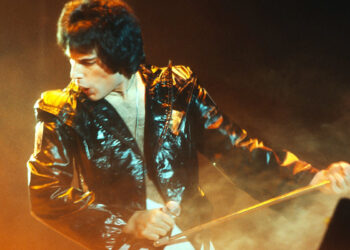Freddie Mercury. 📷 Flickr | Carl Lender