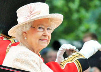 La Regina Elisabetta II. ? Depositphotos