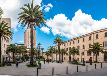 Sassari, Piazza Castello. 📷 Depositphotos