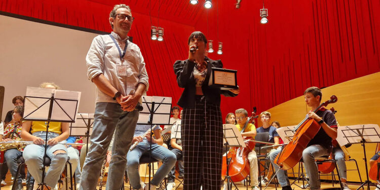 La musicista Zoe Pia riceve il Premio speciale “Il Jazz va a scuola”