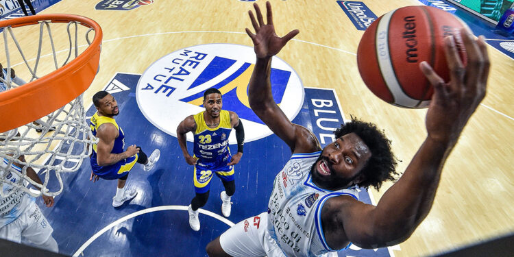 Chinanu Onuaku. ? Luigi Canu