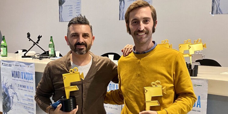 Daniele Lucaferri e Massimo Gasole, vincitori dell'edizione 2021 del Fiorenzo Serra Film Festival
