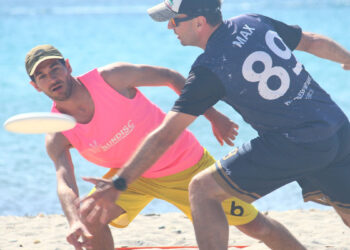 Ichnos Cup di Beach Ultimate Frisbee