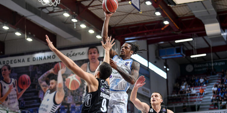 Jamal Jones. ? Luigi Canu