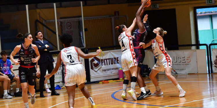 Joyner Michelle Holmes. ? Lega Basket Femminile