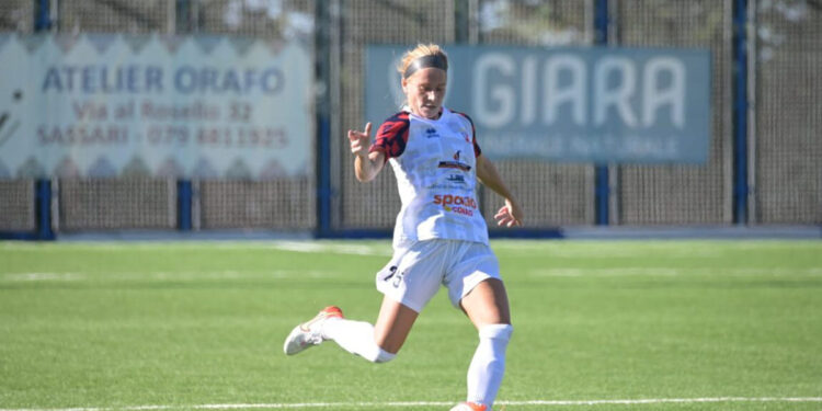 Julia S. Weithofer. ? Sassari Torres Femminile | Beatrice Cirronis