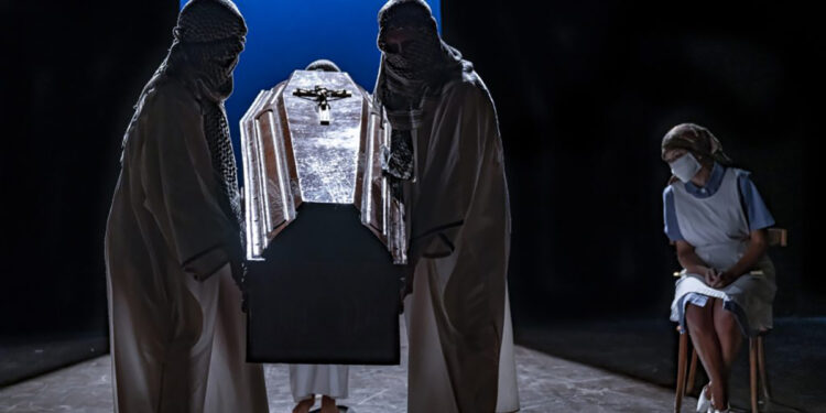 "Lo Straniero" della Compagnia Akroama. ? www.akroama.it