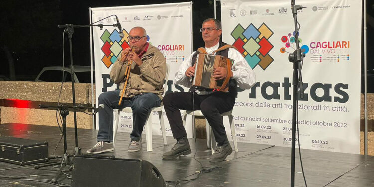 Pratzas al Poetto di Cagliari