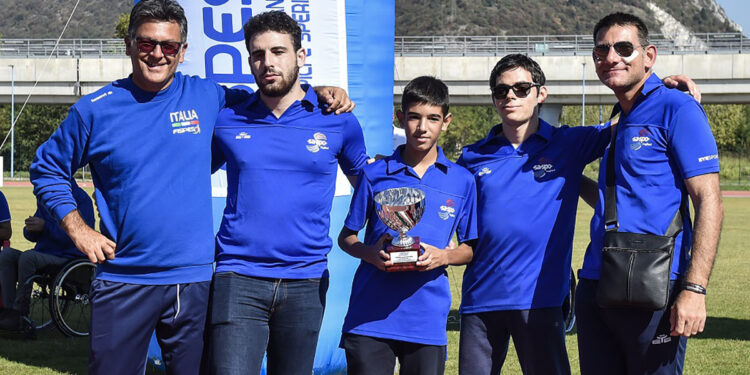 Secondo posto giovanile per Mattia Cardia, Simone Spano e Riccardo Campus. 📷 Andrea Trifiletti FISPES