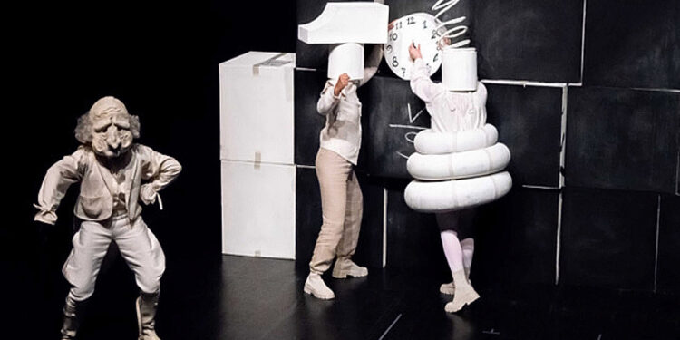 “Tic Tac Tac Tic” del Teatro Actores Alidos