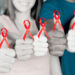 Fiocco rosso lotta contro l'Aids. ? Depositphotos