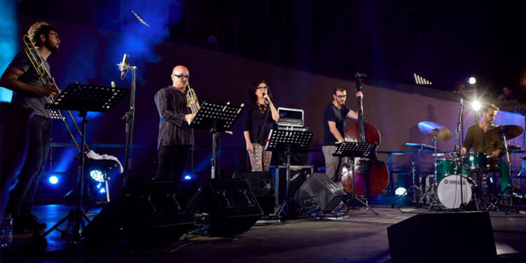Ada Montellanico quintetto feat Giovanni Falzone