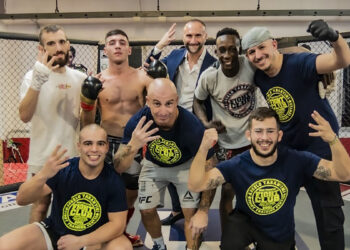 Gli atleti del team Tarantini sul ring del decimo Fight club championship