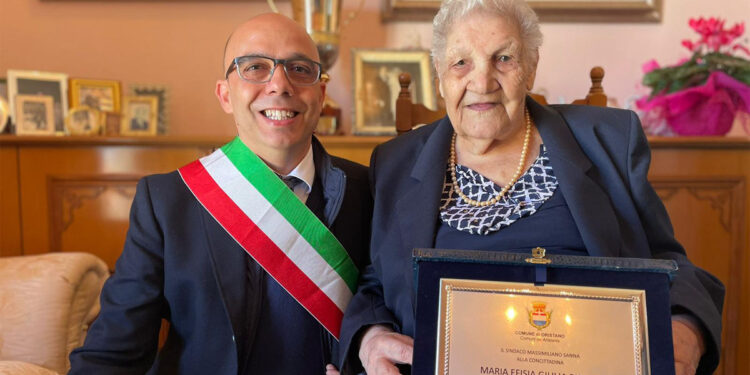 Maria Efisia Pisano con il Sindaco Sanna