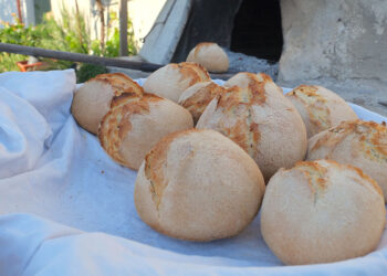 Pane Civraxiu. 📷 Adobe Stock | Roberto Rossi