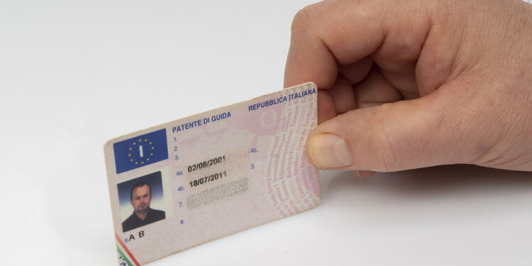Patente di guida. ? Depositphotos