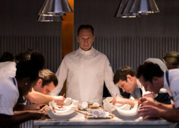 Ralph Fiennes in The Menu. ? Eric Zachanowich. Courtesy of Searchlight Pictures. © 2022 20th Century Studios All Rights Reserved