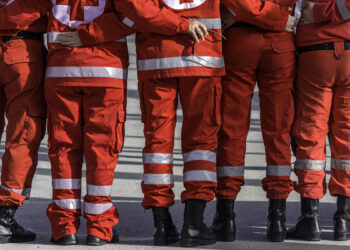 Volontari Croce Rossa. 📷 Depositphotos