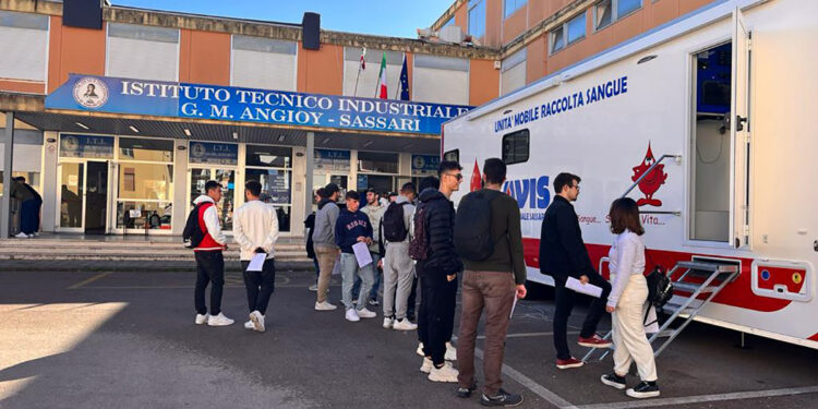 Donazione sangue Istituto tecnico industriale G.M. Angioy di Sassari