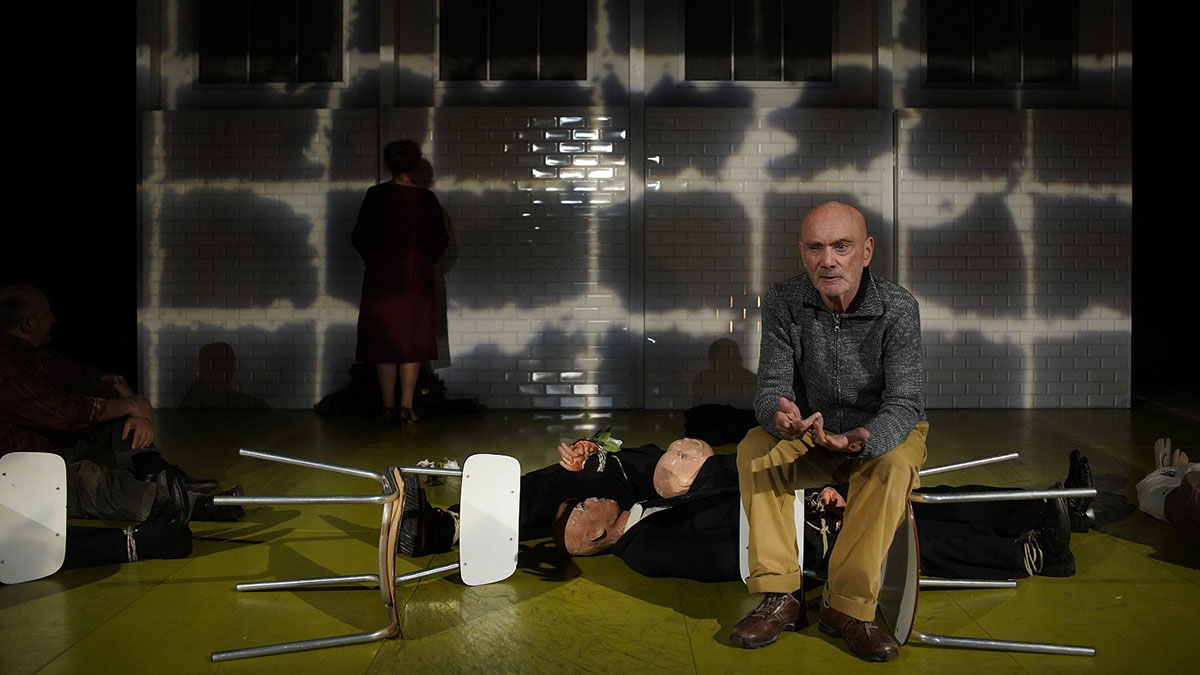 Enzo Vetrano in “i Macbeth”. ? L. Del Pia