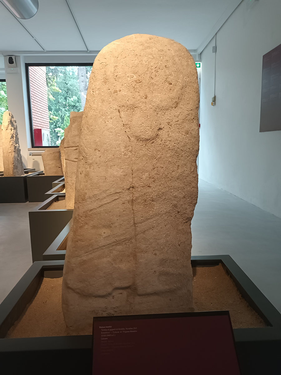 Statua menhir Nurallao al Museo Sanna di Sassari