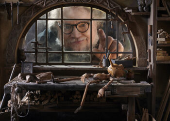 Guillermo del Toro sul set di “Pinocchio” (2022). ? Jason Schmidt/NETFLIX © 2022