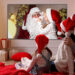 Natale in famiglia. ? Depositphotos