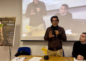 Fiorenzo Serra Film Festival 2022: atore Garau (in piedi) e Antonio Maciocco