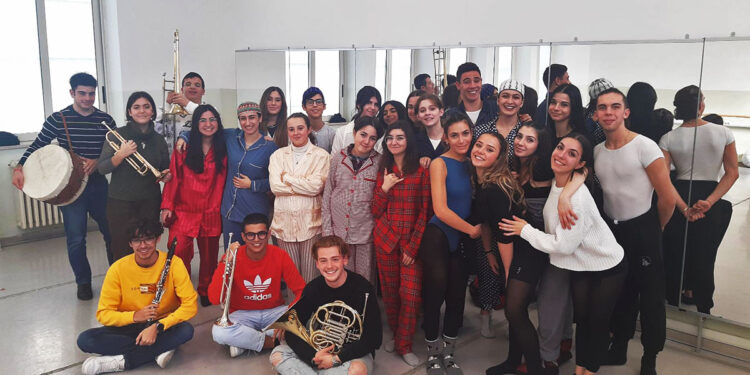 Gli studenti del Liceo Azuni di Sassari protagonisti de "Il Ciclope"