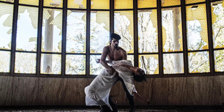 "La sposa nel vento". ? Jo Coda